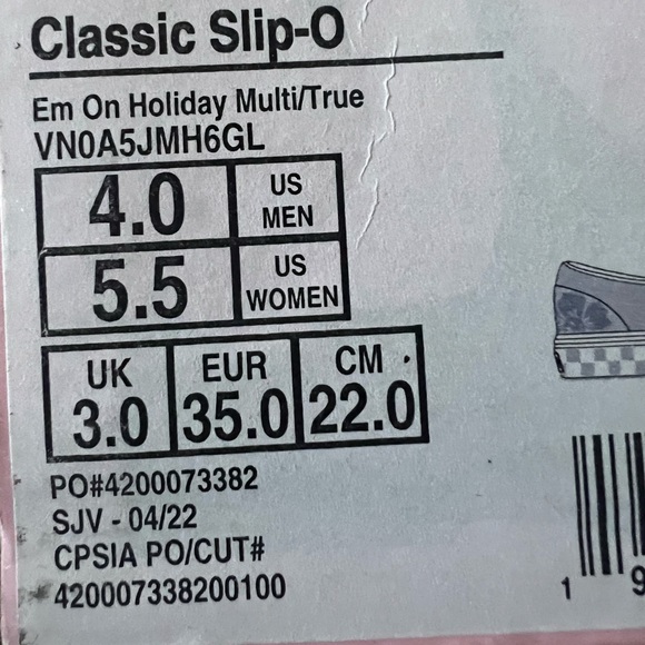 CLASSIC SLIP-ON VANS X EM ON HOLIDAY, SIZE 5.5 - Picture 8 of 9